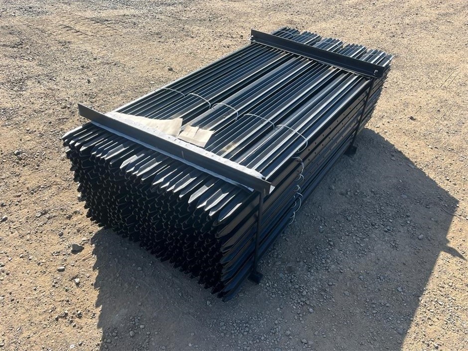 Quantity of 50 1650mm Star Pickets(Unused),