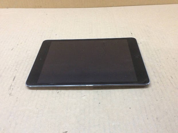 Apple iPad mini 2 (A1489) Tablet 16GB