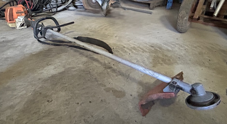 <p>Stihl FS85R Wipper Snipper</p>