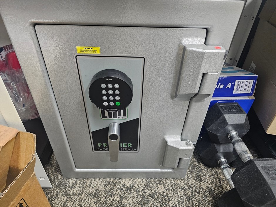 CMI SAFE FIRE PROOF CASH RATED TO $100K