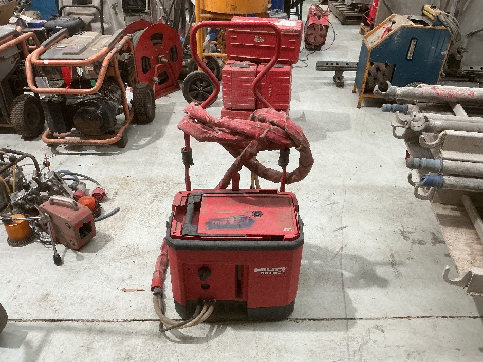 <p>Hilti Portable Water Recycling And Vacuum Unit</p>