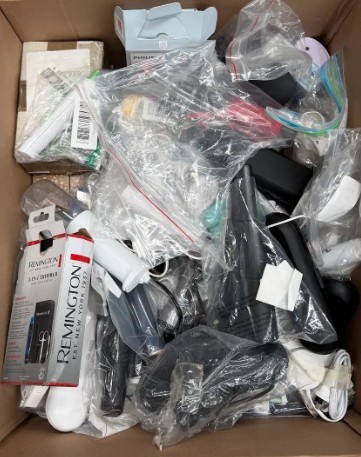 Assorted box toothbrush items and accessories. NB: Some may be used, missin