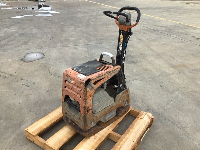 <p><strong>Mikasa MVH-308H Reversible Plate Compactor</strong></p>