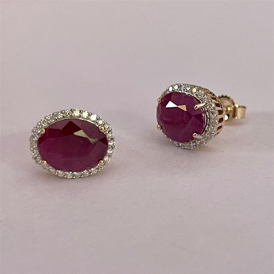 Yellow Gold Natural Ruby & Diamond Earrings with IGI valuation