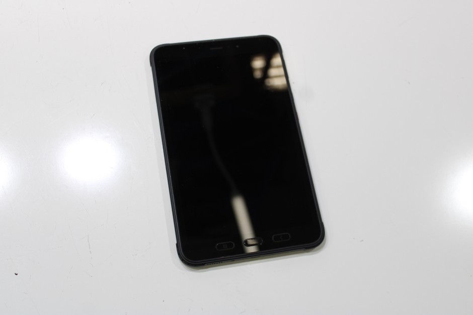 SAMSUNG GALAXY TAB ACTIVE 3 SM-T575
