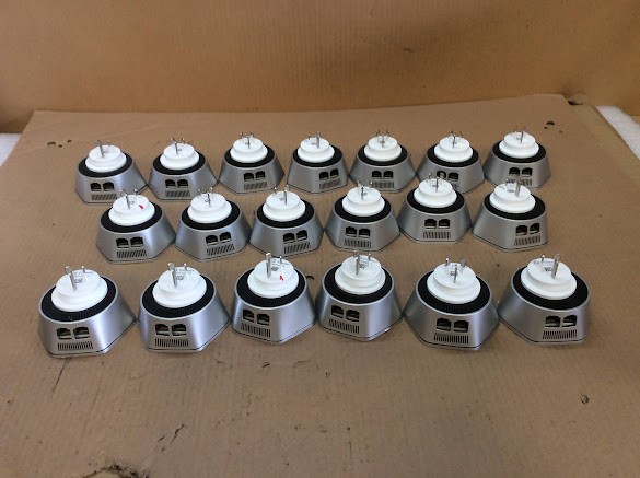 Plume SuperPod Adaptive Wi-Fi Mesh System (Lot of 19)