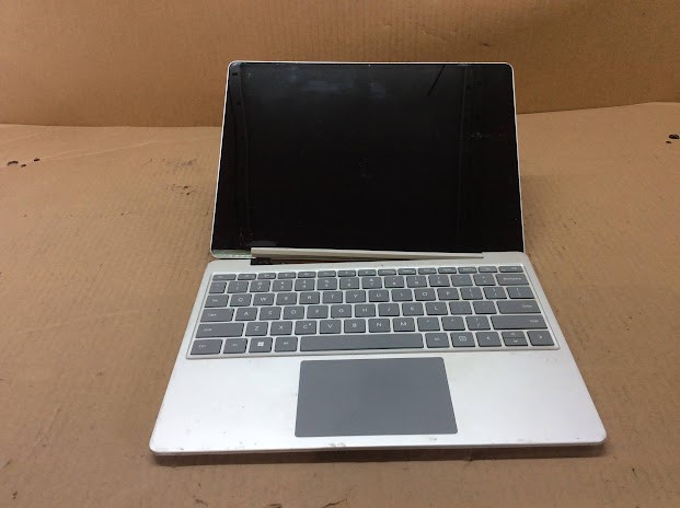 Microsoft SURFACE LAPTOP GO 2 Laptop I5-1135G7 8GBRAM/128GB