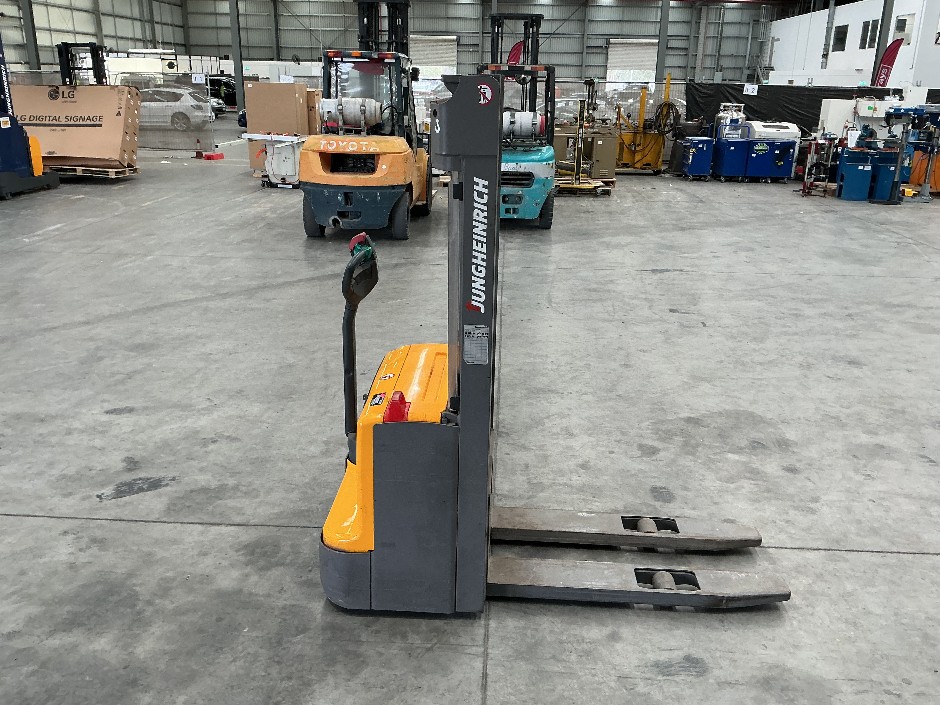 2017 Jungheinrich EJC112n Electric Stacker