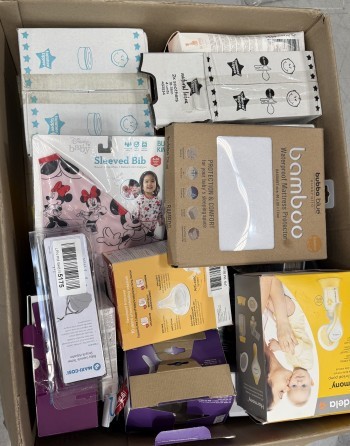 Assorted Box of Baby Items, brands incl: Medela, Tommee Tippee, Bubba Blue,