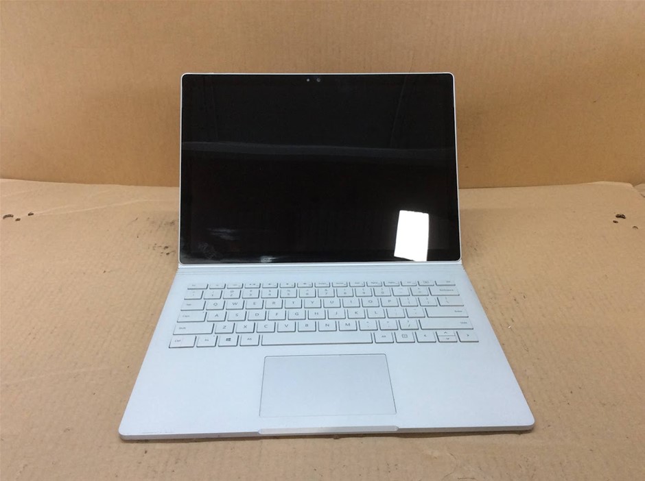 MICROSFOFT SURFACE BOOK Laptop i7-6600u 8GBRAM 256GB Silver