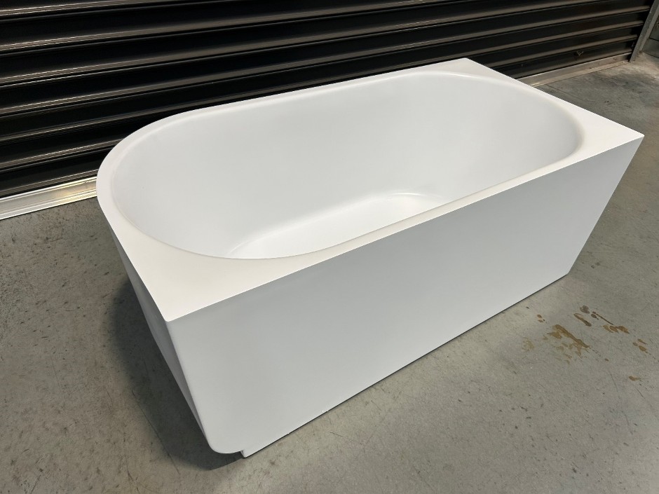 <p>Arcisan Back-to-Wall Acrylic Bath with Overflow (Unused)</p>
