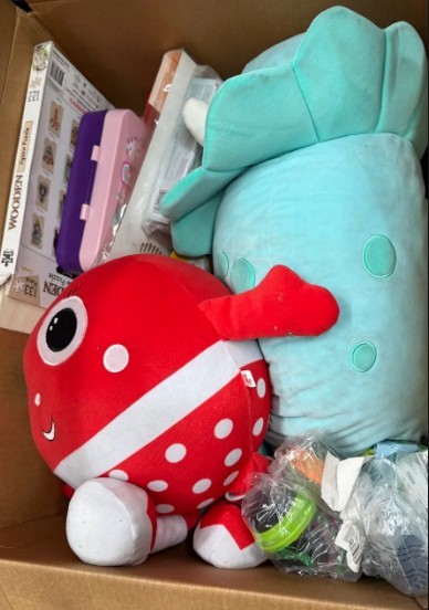 Assorted Box of Childrens Toys. NB: NB: Items may not be in original packag