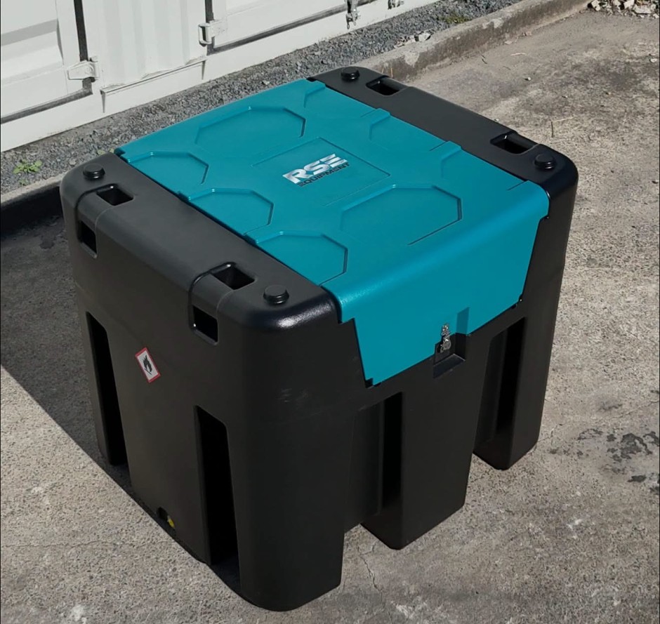 <p>1 x 980L Fuel Tank</p>