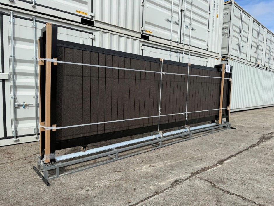 1 x 6M Dark Oak Look Electric sliding gate