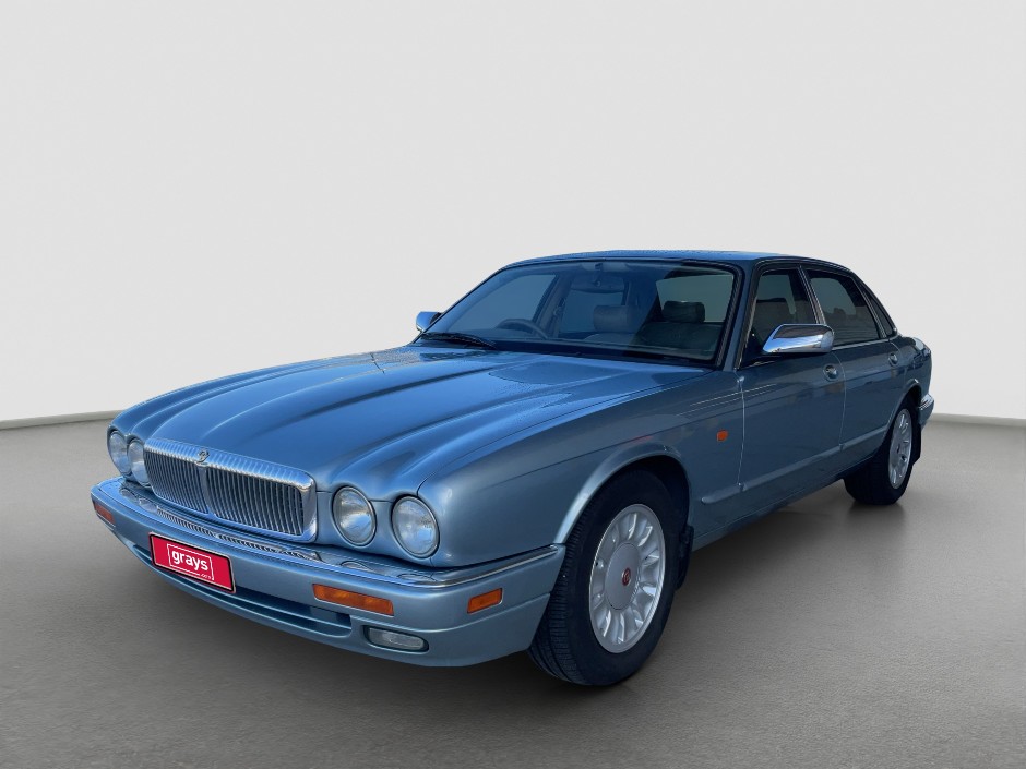 1994 Daimler Six  Petrol