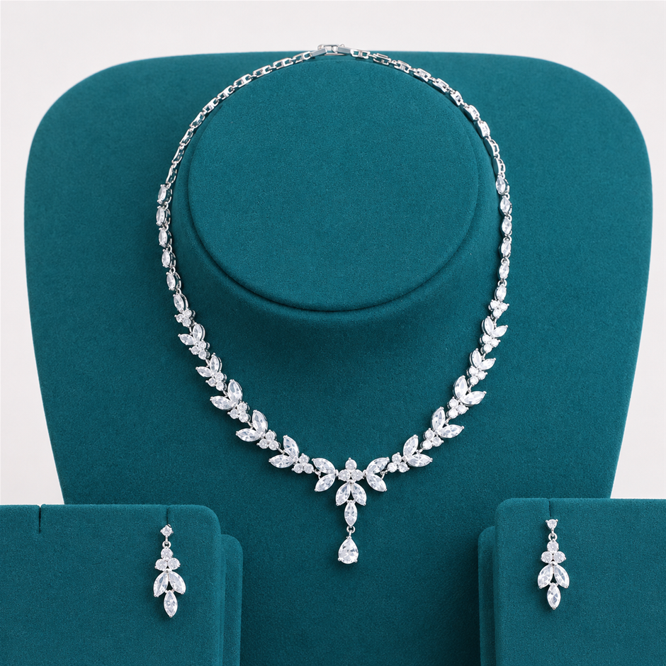 Leaf Shape AAA+Cubic Zirconia Dangling Teardrop Jewellery Set
