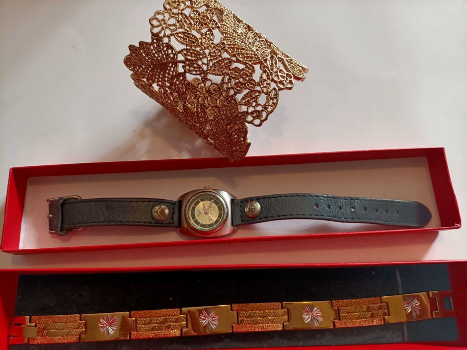 Roxy Watch and Bracelets . Others