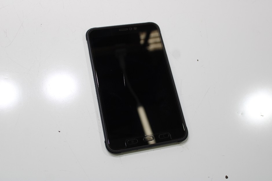 SAMSUNG GALAXY TAB ACTIVE 3 SM-T575