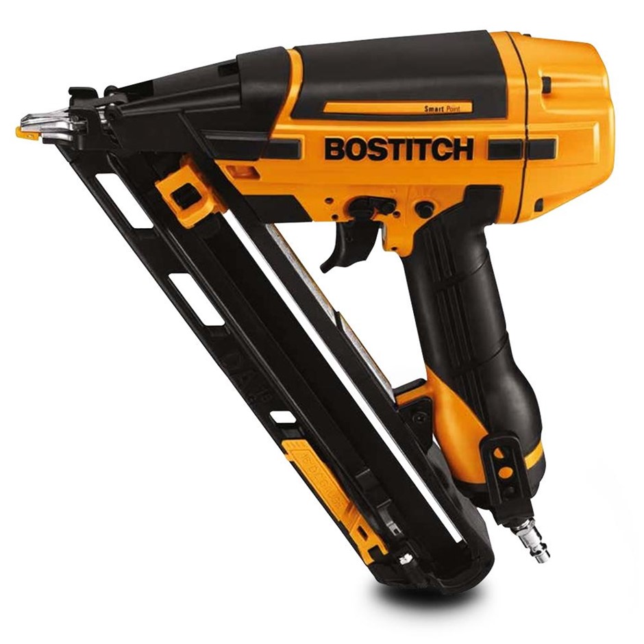 BOSTITCH 15Ga Pneumatic Bradder Finish Nailer in Blow Mould Case. NB: Minor