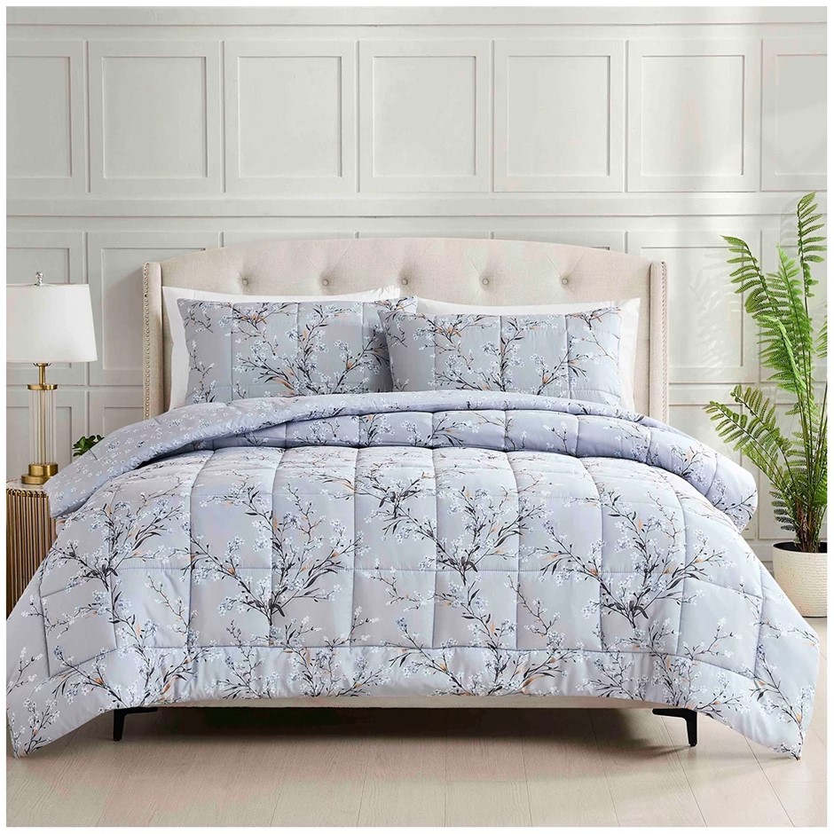ISTORIA HOME 3pc Quilted Comforter Set, Queen, Victoria.
