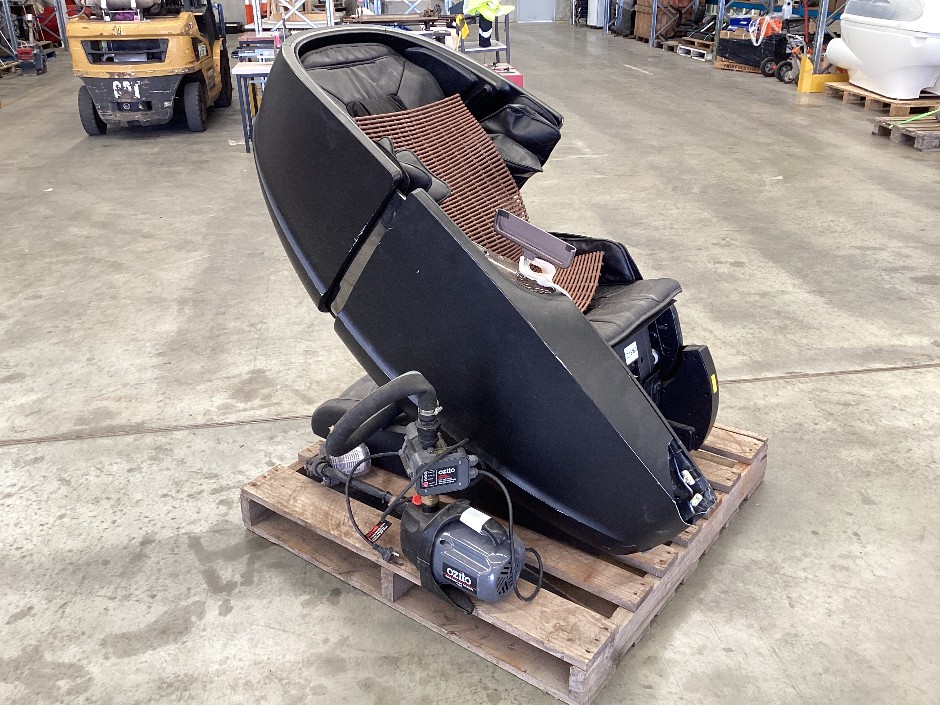 MASSAGE CHAIR and Ozito 800w constant pressure pump