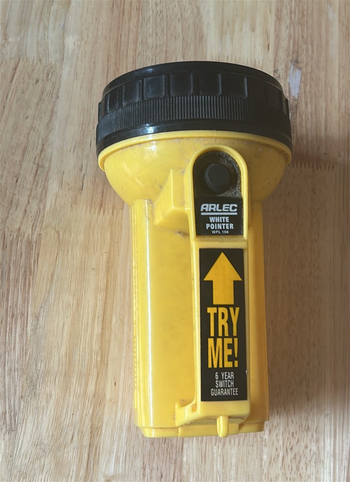 Vintage Arlec White Pointer Flashlight