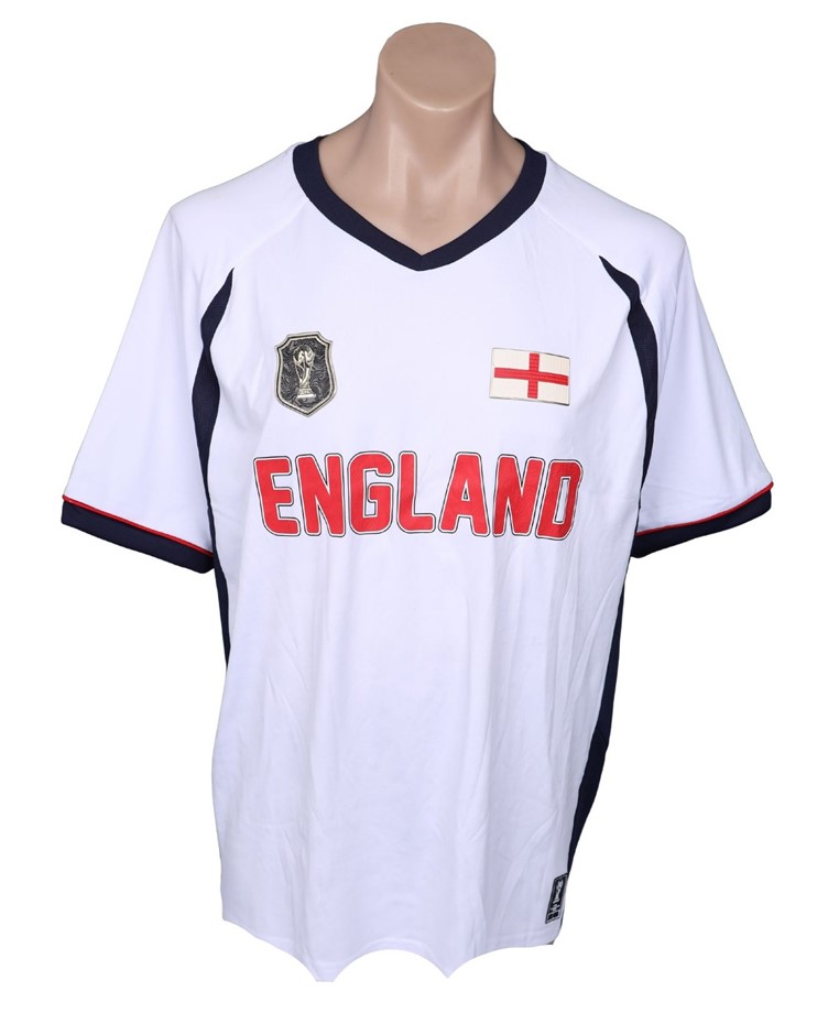 FIFA Unisex Jersey, Size M, England. NB: minor mark (shop soil).