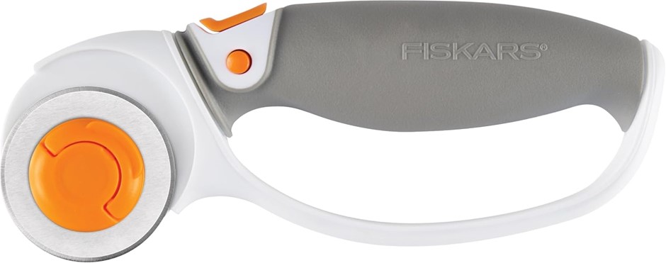 Fiskars 195240-1001 Loop Handle Rotary Cutter, 45mm NB: minor use, not in o