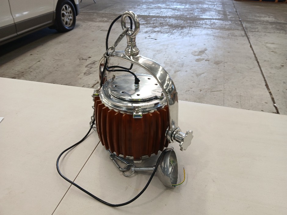 <p>Nautical Style Pendant Light</p>