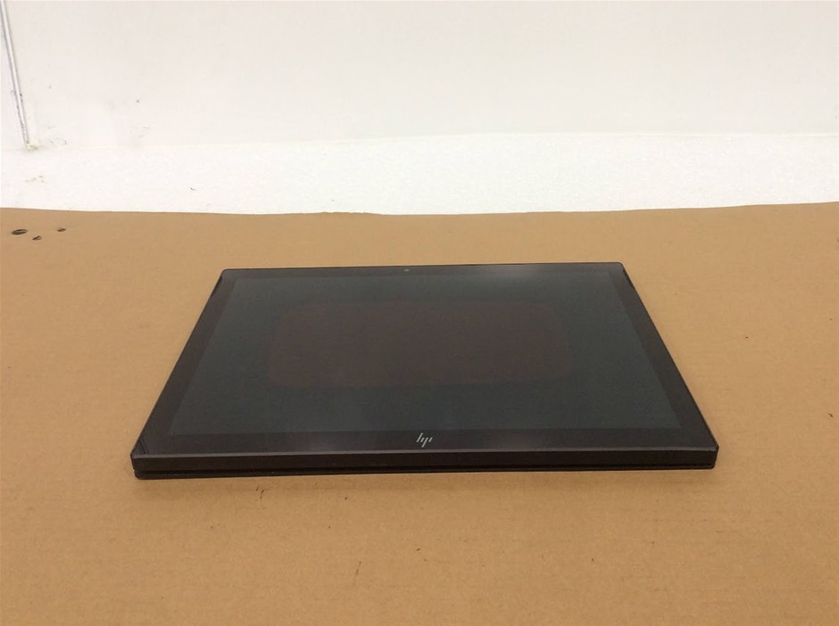 HP ENGAGE GO MOBILE SYSTEM Laptop M3-7Y30 8GBRAM NO HDD Black