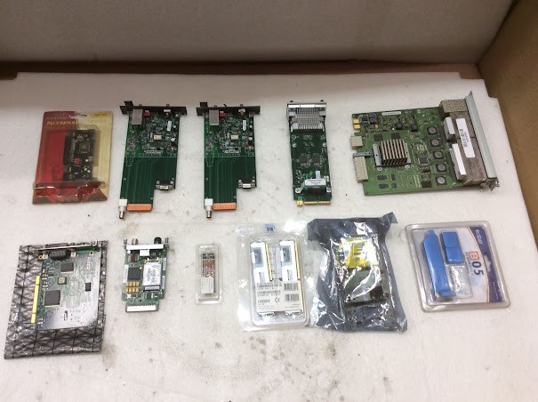 HP 2GB FBD Memory & Ritmo SATA IDE RAID Card Mixed Server Parts