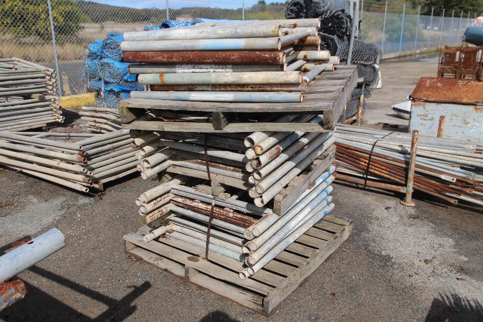 <p>Bricker-Scaffolding End Frames (Sticker 196)</p>