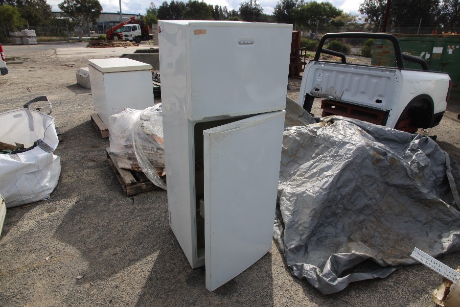 Simpson Upright Fridge-Freezer