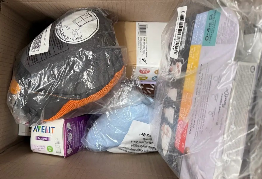 Assorted Box of Baby Items. NB: Items may not be in original packaging and
