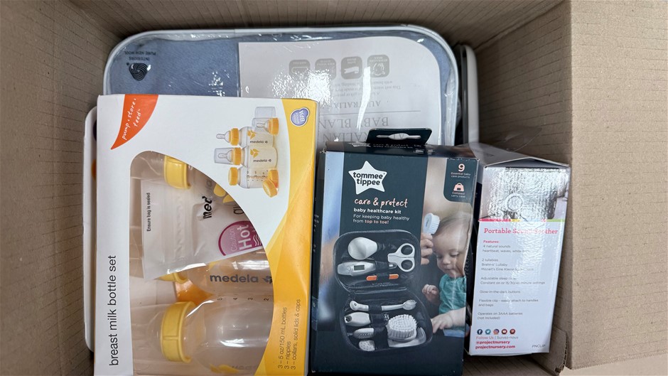 Assorted Box of Baby Items. NB: Items may not be in original packaging and