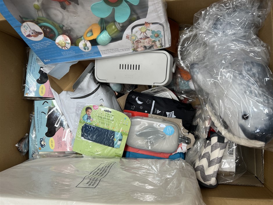 20 x Assorted Baby Products. NB: Photo as is. Some Not in Original Packagin