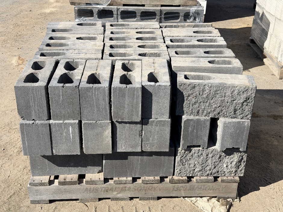 Concrete Building Blocks - Code 15.01 Black with Rock Face 190mm x 390mm x 190mm(H) 60 Blocks, 1 Pallet
