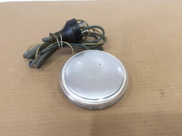 Apple M7332 45W Power Adapter
