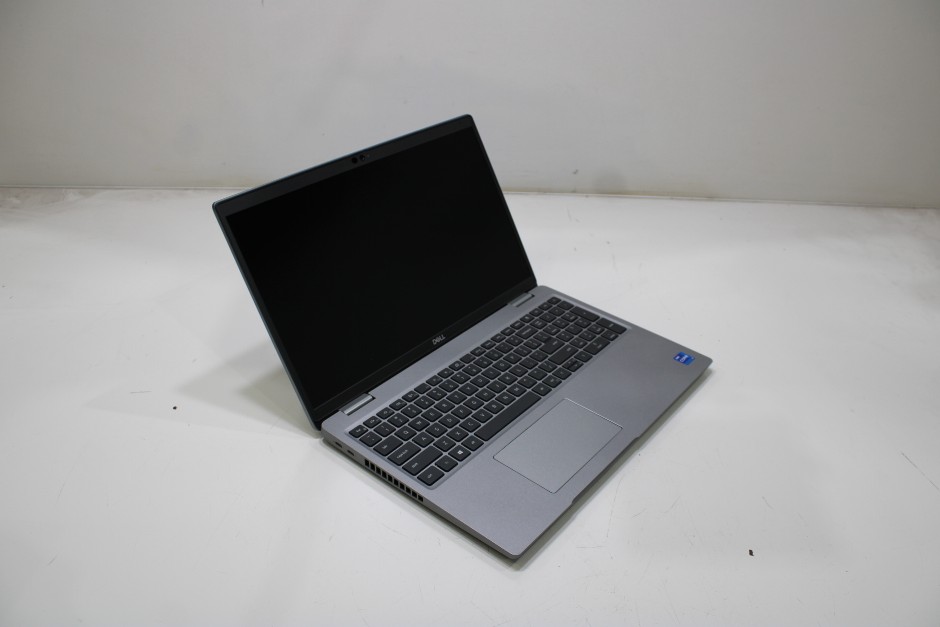 DELL LATITUDE 5520