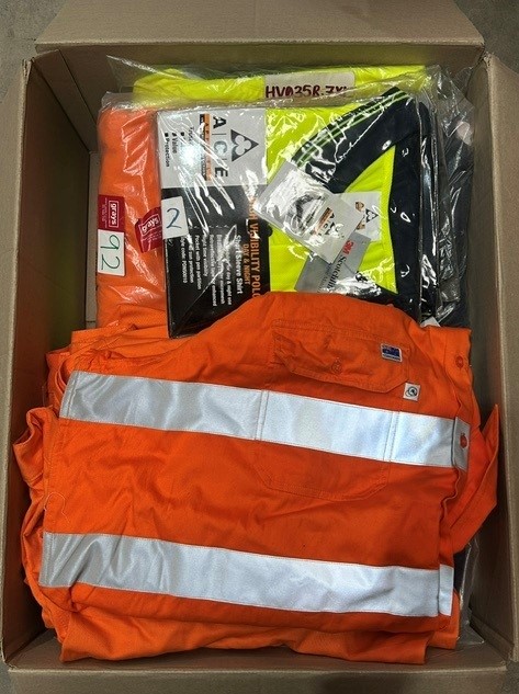 14 x Assorted Mens Workwear, Brands: Portwest, Ace, Worksense, Inc. Coveral