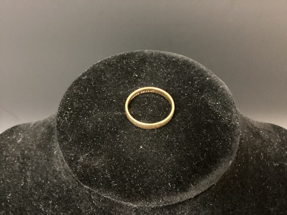 1 X Stamped 18ct Yellow Gold, Band