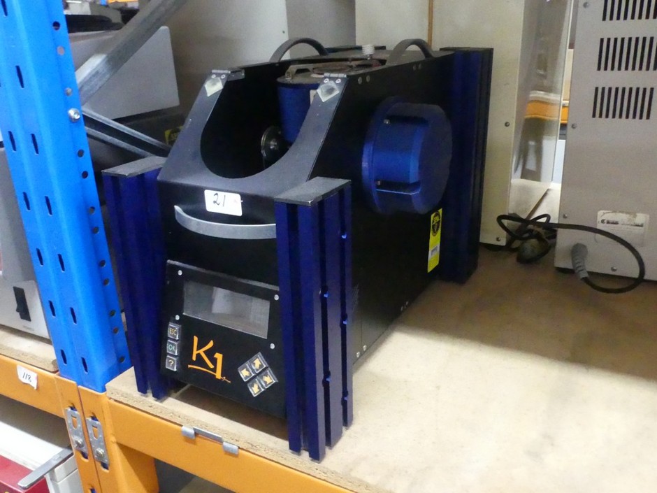 Automatic Fluxer for fusion preparation of inorganic samples