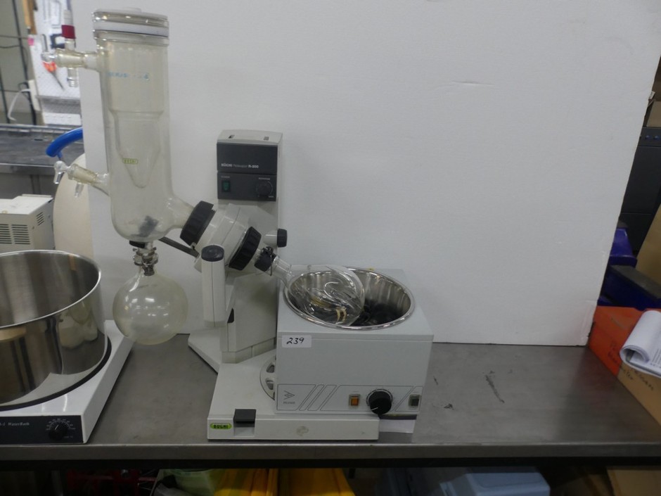 <p>Rotary Evaporator with Vertical Condenser, Evaporative & Collecting Flas