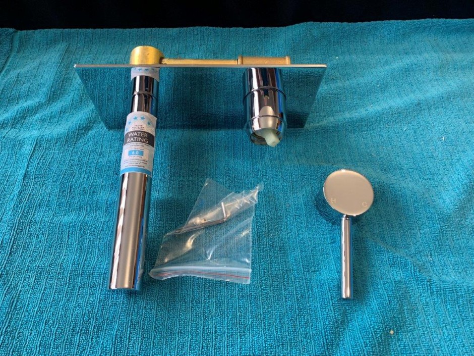 1 x Wall Basin/Bath Mixer (Unused)