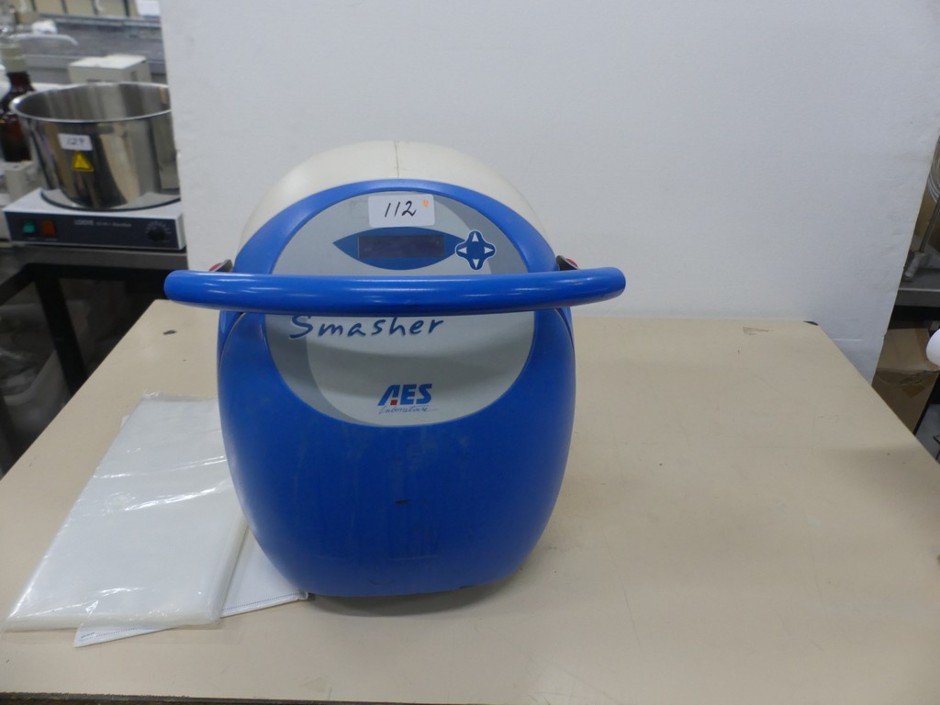 Stomach Action Homogeniser/Blender Including 400ml Bags with Timer