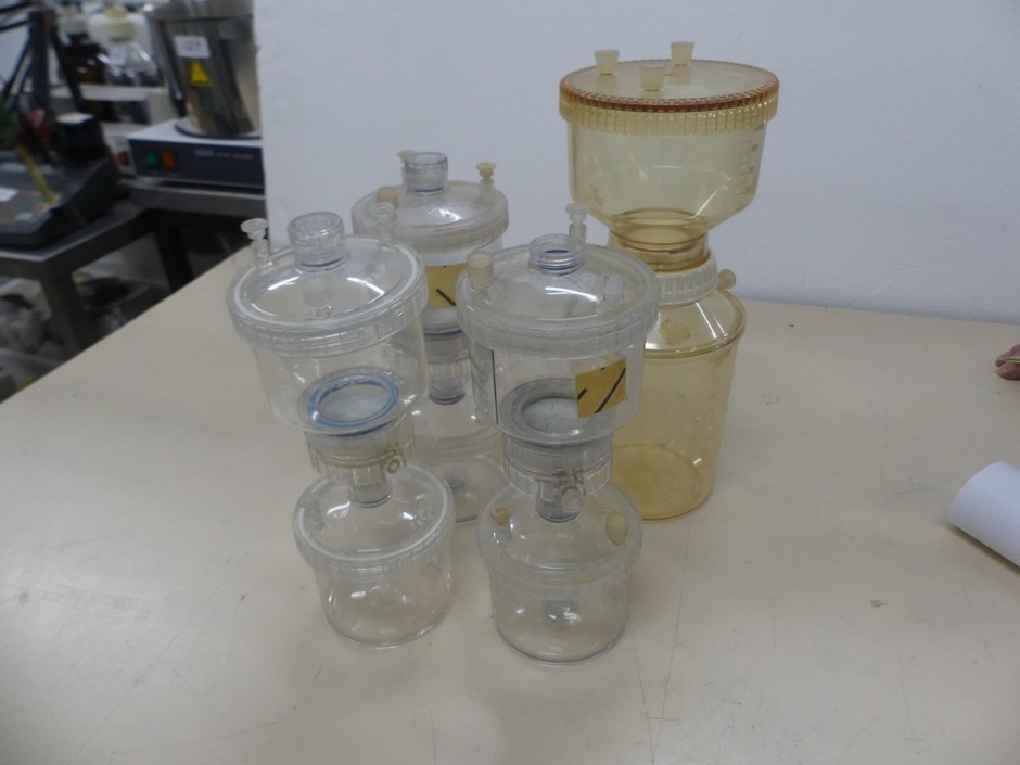 <p>Filter Units Reusable with Reservoir, Polycarbonate 250ml & 1L</p>