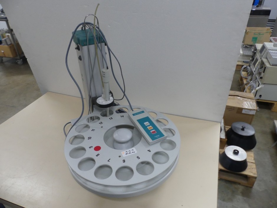 <p>Programmable Titration Sampler Controller Unit and Stirrer</p>