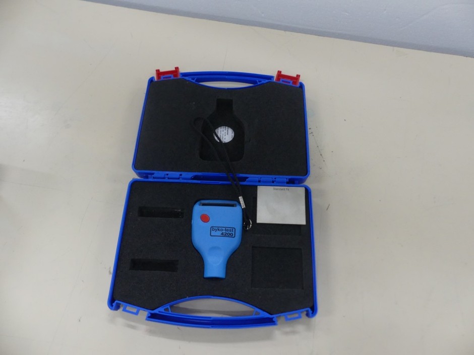 <p>Film Thickness Gauge on Ferrous Substrates</p>