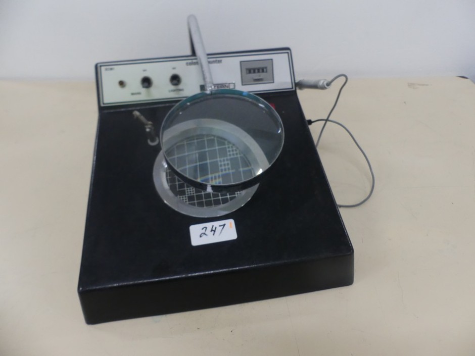 <p>Colony Counter</p>