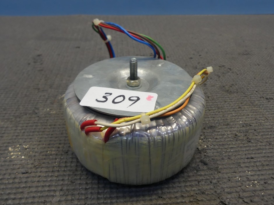 <p>Step-Down Transformer 240/25V/25V 6A</p>